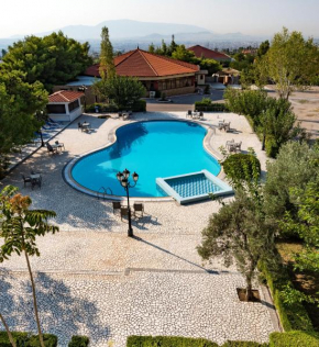 Отель Acharnis Kavallari Hotel Suites  Афины
